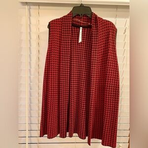Leo & Nicole Red & Black Houndstooth Vest Size PM